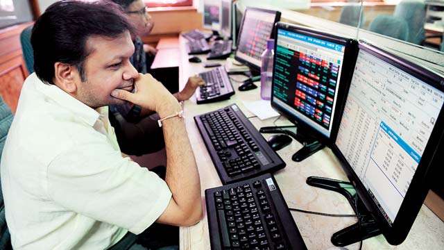 Sensex, Nifty Extend Losses For Fourth Day