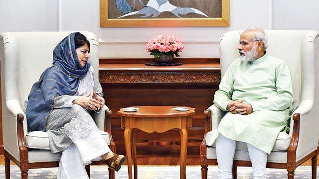 Mehbooba meets Prime Minister on Article 35A