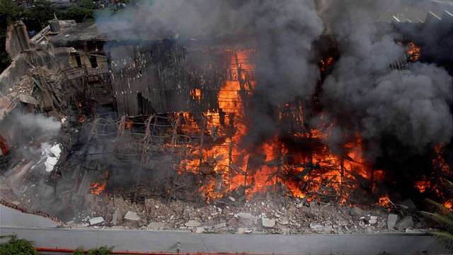 Massive Fire At RK Studio, No Casualties Reported Massive Fire At RK Studio, No Casualties Reported