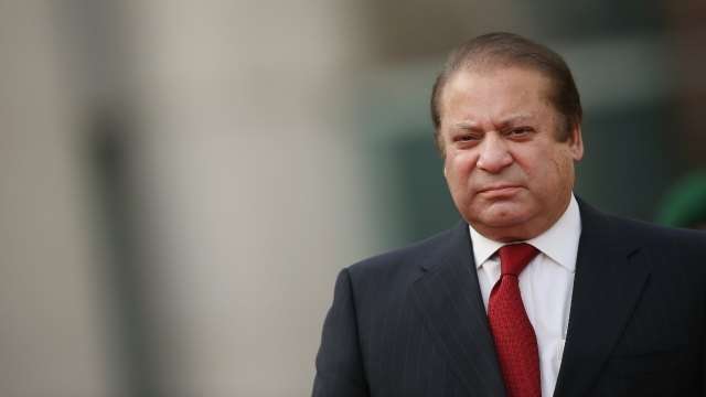 Court Issues Fresh Summons To Sharif And Family After They Skips Hearing Court Issues Fresh Summons To Sharif And Family After They Skips Hearing