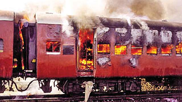 Gujarat HC commutes death term of 11 Godhra convicts