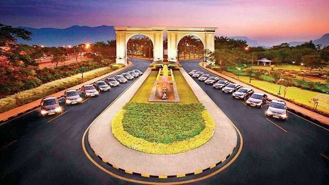 Sebi Files Contempt Plea Against Sahara, Alleging Hampering of Aamby Valley Auction