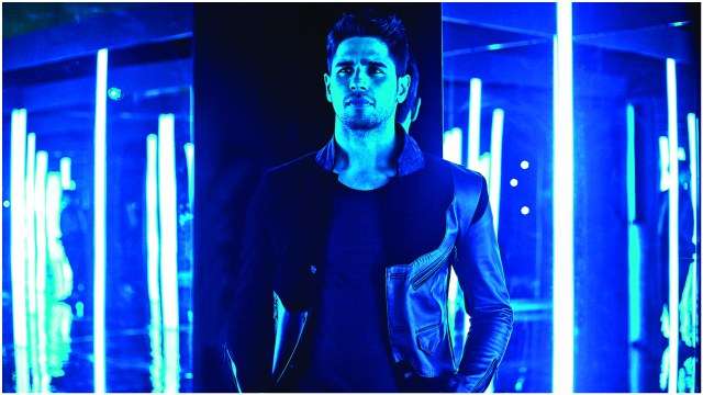 'Ittefaq' new song 'Raat Baaki' will leave you hooked