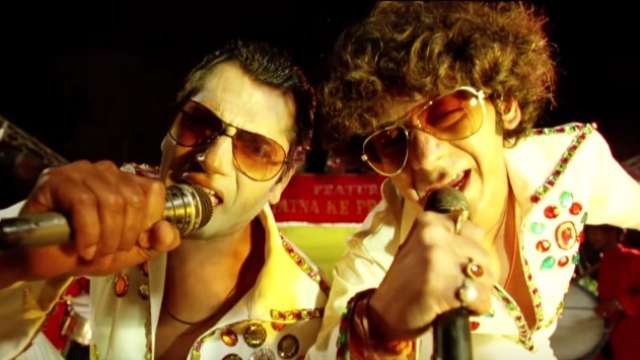 9 years after the release of 'Dev D' the mystery behind real singers of 'Emotional Attyachar' gets revealed