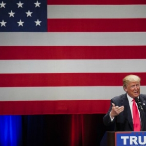 Republican presidential candidate Donald Trump speaks to supporters at a campaign stop on April 4, 2016 in Milwaukee, Wisconsin. Republican presidential candidate Donald Trump speaks to supporters at a campaign stop on April 4, 2016 in Milwaukee, Wisconsin.