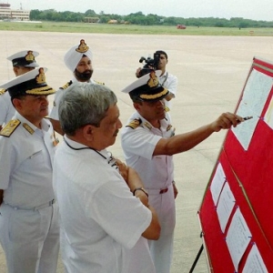 Parrikar with defence forces on missing An 32 aircraft Parrikar with defence forces on missing An 32 aircraft