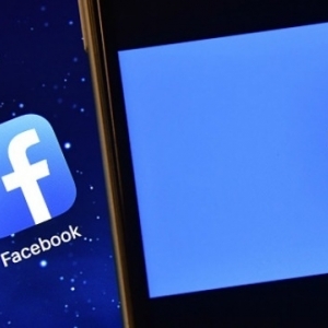 Facebook, United States, Google, Congress, campbell brown, Google, WhatsApp, Social media, 