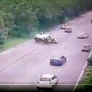 Expressway crash Expressway crash