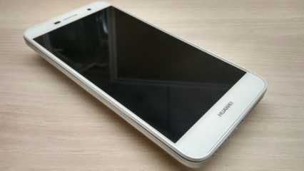 dnaTechLaunch, Make in India campaign, Huawei, LeEco, Foxconn, Oppo, Lenovo, latest affordable smartphones