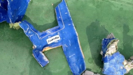 Investigators find traces of explosives in EgyptAir MS804 crash Investigators find traces of explosives in EgyptAir MS804 crash